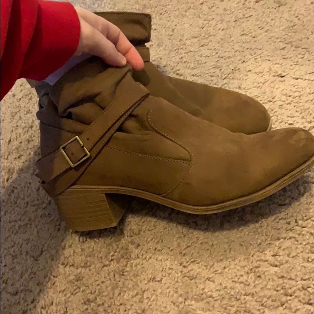 Women’s American eagle ankle boots